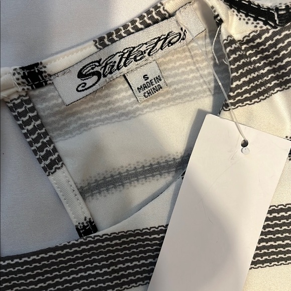 Black and White Striped Palazzo Jumpsuit - Picture 4 of 12